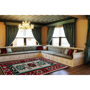 Covor pentru living, model rosu rustic