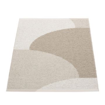 Covor pentru exterior și interior bej 70x90 cm Hill Dark Linen – Pappelina