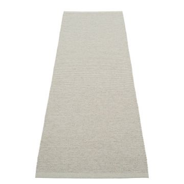 Covor tip traversă pentru interior și exterior verde deschis 70x240 cm Emm Sage – Pappelina