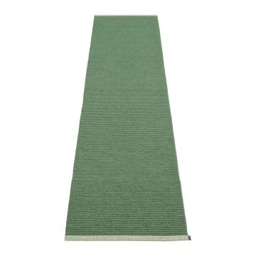 Covor tip traversă pentru interior și exterior verde 60x250 cm Mono Leaf Oregano – Pappelina