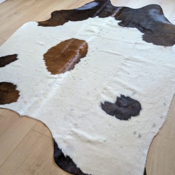 Covor din Piele de Vaca - Alb & Maro (180cm x 150cm) - Default Title