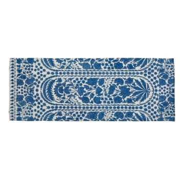 Covor tip traversă din amestec de bumbac Velvet Atelier Blue Flowers, 55 x 135 cm